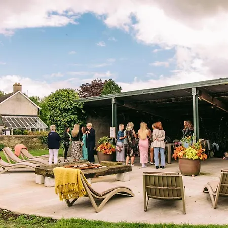 Fitz Of Inch - The Stables Cottage Guest House Rooms *