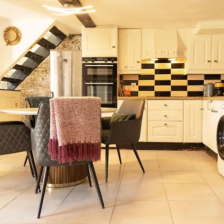 Fitz Of Inch - The Stables Cottage Guest House Rooms Apartamento *