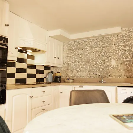 Fitz Of Inch - The Stables Cottage Guest House Rooms Apartamento
